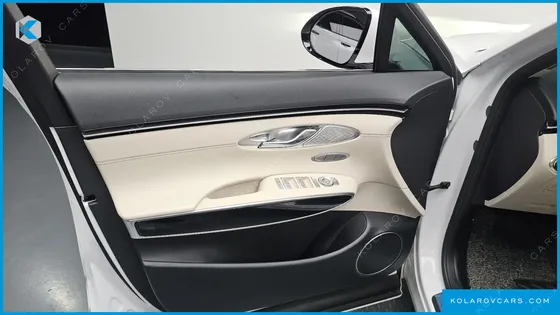 GENESIS GV70 2.5T GASOLINE 2WD