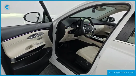GENESIS GV70 2.5T GASOLINE 2WD