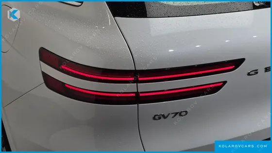 GENESIS GV70 2.5T GASOLINE 2WD