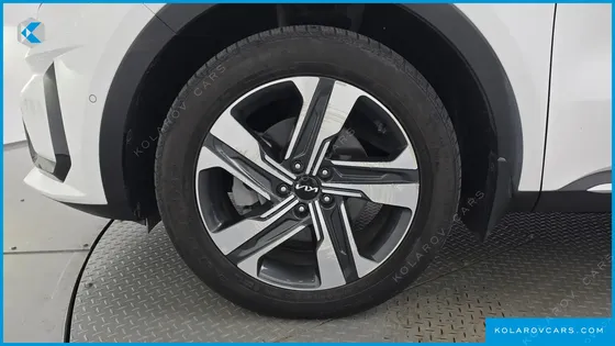 KIA SORENTO HEV 1.6 2WD