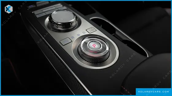 GENESIS GV70 2.5T GASOLINE 2WD