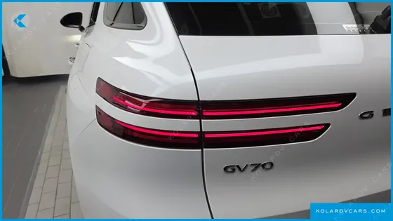 GENESIS GV70 2.5T GASOLINE 2WD