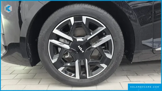 KIA K8 2.5 GASOLINE 2WD