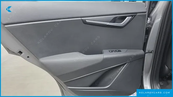 KIA NIRO EARTH