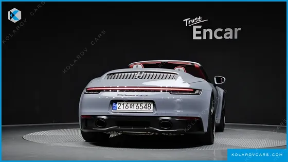 PORSCHE 911 CARRERA 4 GTS CABRIOLET