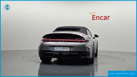 PORSCHE 911 CARRERA 4 GTS CABRIOLET