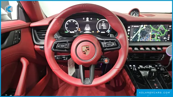 PORSCHE 911 CARRERA 4 GTS CABRIOLET