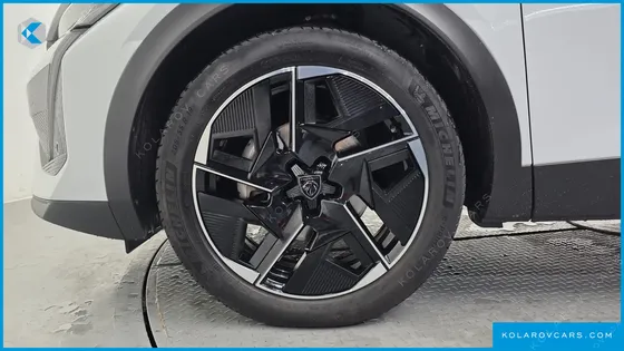 PEUGEOT 408 1.2 PURE TECH GT