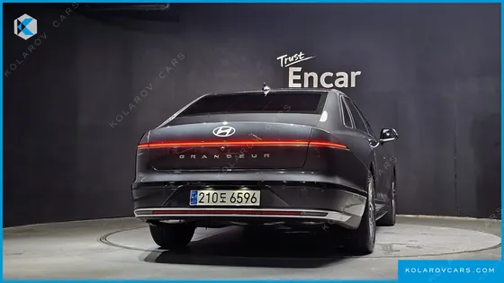 HYUNDAI GRANDEUR PREMIUM
