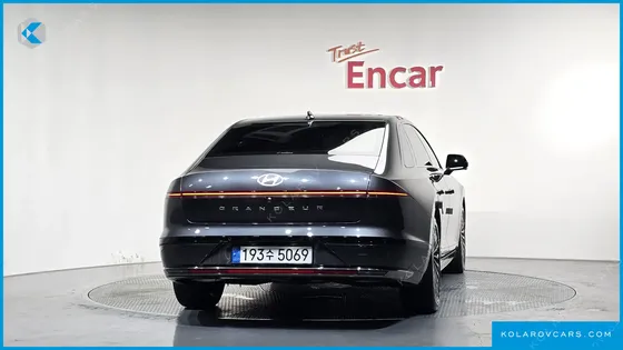 HYUNDAI GRANDEUR CALLIGRAPHY