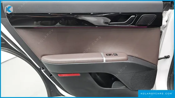 HYUNDAI GRANDEUR PREMIUM