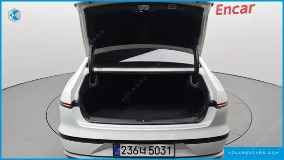HYUNDAI GRANDEUR PREMIUM