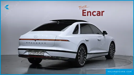 HYUNDAI GRANDEUR CALLIGRAPHY