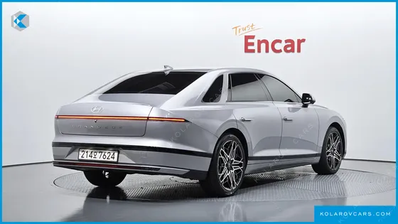 HYUNDAI GRANDEUR EXCLUSIVE