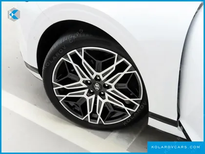HYUNDAI GRANDEUR EXCLUSIVE
