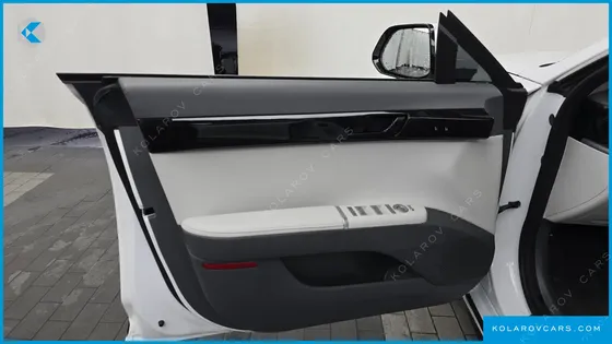 HYUNDAI GRANDEUR EXCLUSIVE