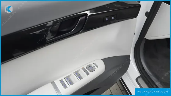 HYUNDAI GRANDEUR EXCLUSIVE