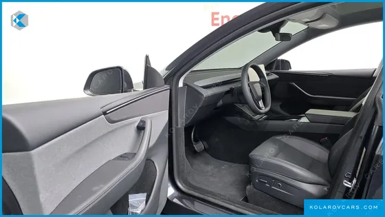 TESLA MODEL Y RWD