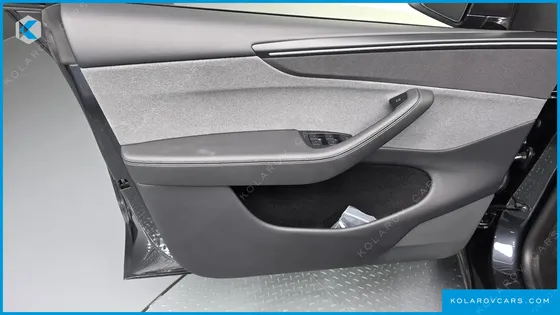 TESLA MODEL Y RWD