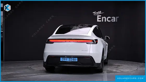 TESLA MODEL Y LONG RANGE AWD