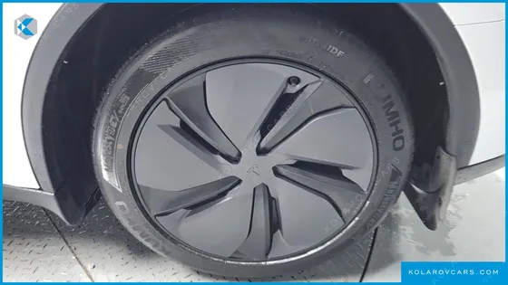 TESLA MODEL Y LONG RANGE AWD