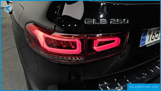 MERCEDES GLB-CLASS GLB250 4MATIC