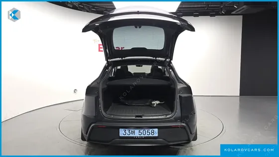 TESLA MODEL Y RWD