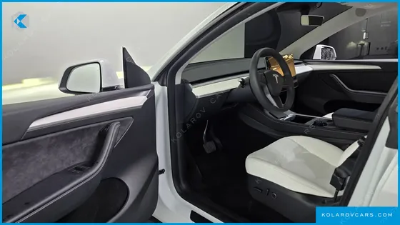 TESLA MODEL Y RWD