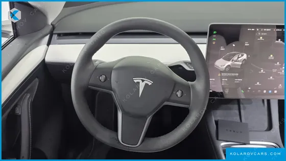 TESLA MODEL Y RWD