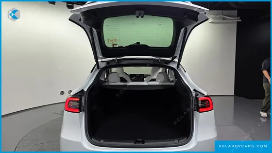 TESLA MODEL Y RWD