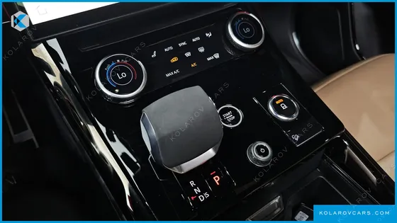 LAND ROVER RANGE ROVER SPORT D300 HSE DYNAMIC