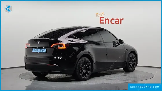 TESLA MODEL Y LONG RANGE AWD