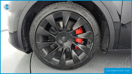 TESLA MODEL Y LONG RANGE AWD