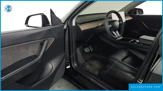 TESLA MODEL Y LONG RANGE AWD