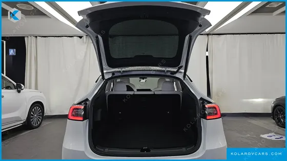 TESLA MODEL Y LONG RANGE AWD