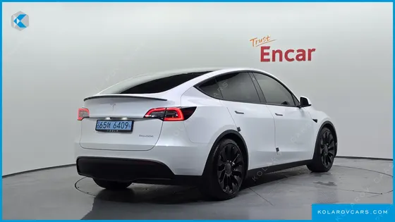 TESLA MODEL Y PERFORMANCE AWD