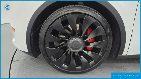 TESLA MODEL Y PERFORMANCE AWD