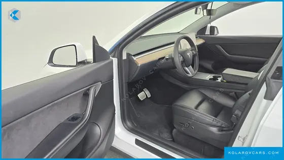 TESLA MODEL Y PERFORMANCE AWD
