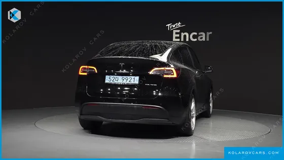 TESLA MODEL Y LONG RANGE AWD