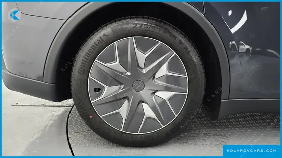 TESLA MODEL Y L LONG RANGE AWD