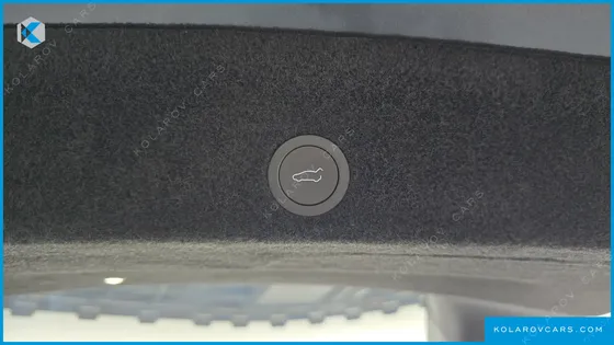 TESLA MODEL Y L LONG RANGE AWD