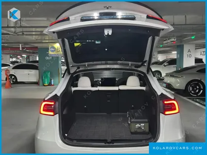 TESLA MODEL Y LONG RANGE AWD