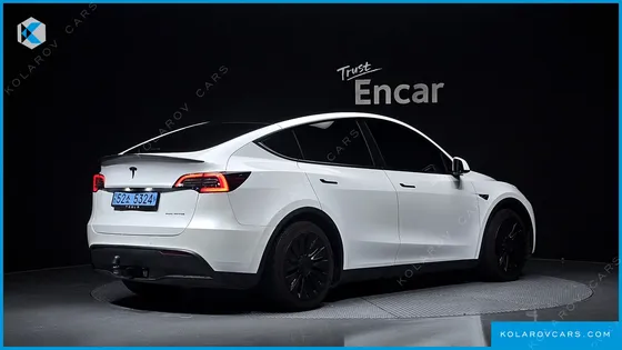 TESLA MODEL Y LONG RANGE AWD
