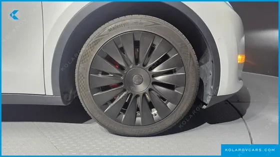 TESLA MODEL Y LONG RANGE AWD