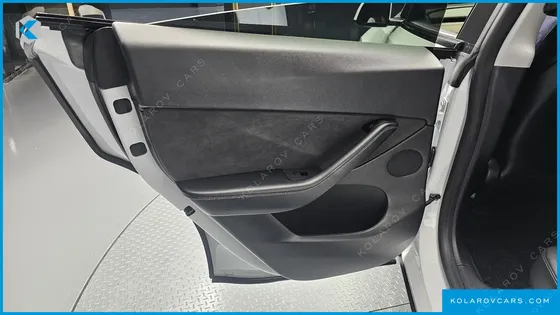 TESLA MODEL Y LONG RANGE AWD