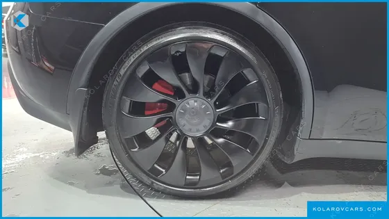 TESLA MODEL Y PERFORMANCE AWD