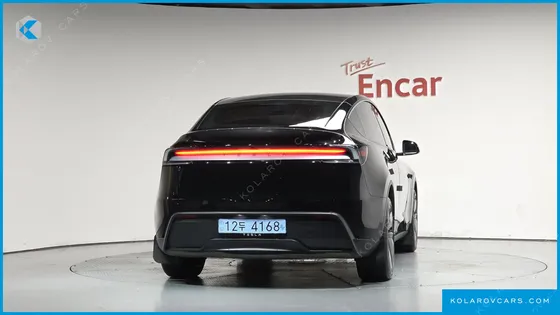 TESLA MODEL Y RWD