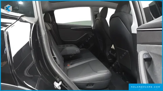 TESLA MODEL Y RWD