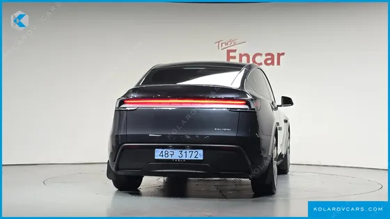 TESLA MODEL Y LONG RANGE AWD