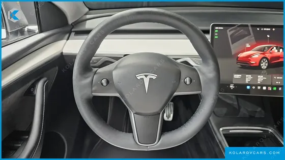 TESLA MODEL Y RWD